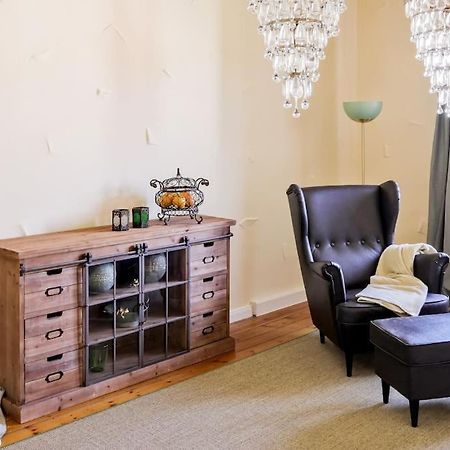 Charmante, Grosszuegige Ferienwohnung Villa Fleurie เบรตเทน ภายนอก รูปภาพ