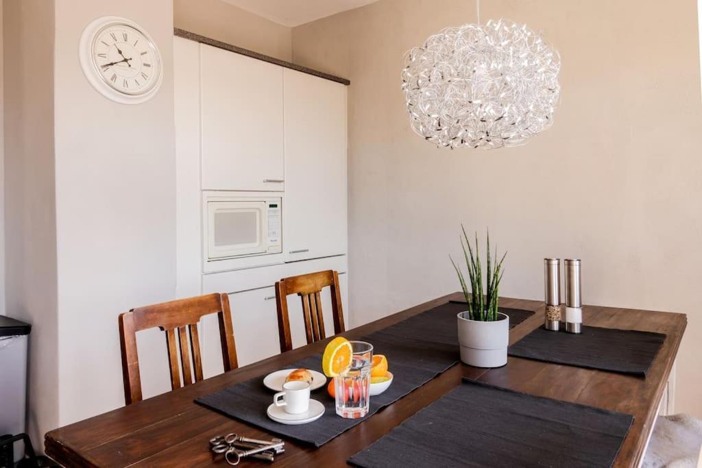 Charmante, Grosszuegige Ferienwohnung Villa Fleurie เบรตเทน ภายนอก รูปภาพ