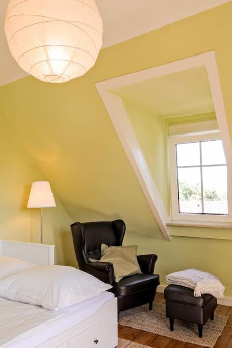 Charmante, Grosszuegige Ferienwohnung Villa Fleurie เบรตเทน ภายนอก รูปภาพ